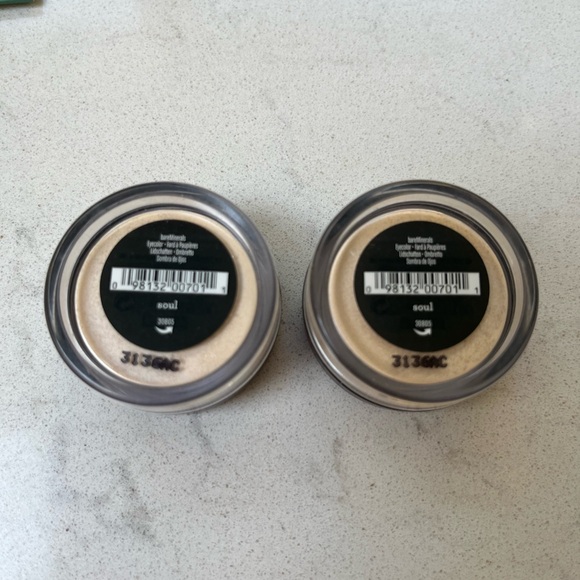 Brand New Makeup Bundle with NWT Victoria Secret Makeup Bag - Picture 12 of 12